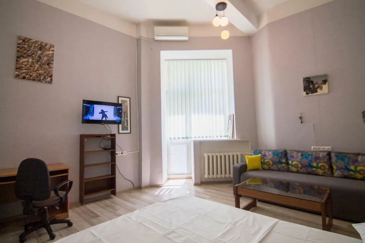 Art Apartment In Maidan كييف أوكرانيا